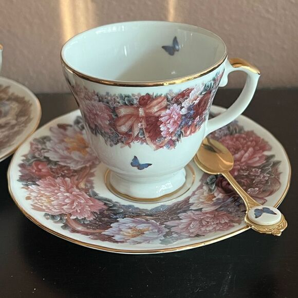Bradford Exchange Lena Liu greetings teacup,spoon and saucer set for 2 - Picture 3 of 15